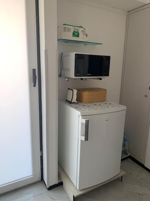Bibi Appartamento A Due Passi Dal Tribunale Centro 팔레르모 외부 사진